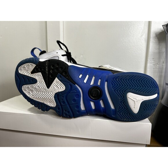 Size 9.5 - Jordan Jumpman Two Trey Concord Royal With Original Box - Picture 3 of 8